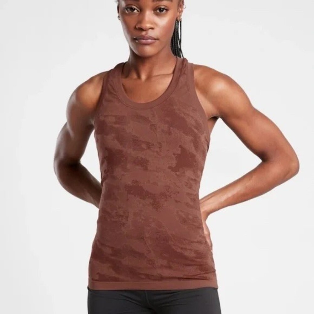 Athleta Tank Top Womens XS Brown Camo Seamless Racerback Yoga Activewear